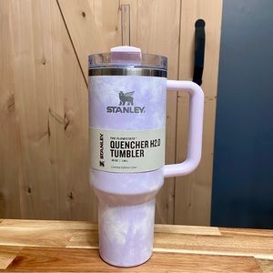 Target Exclusive Stanley 40oz Quencher Wisteria Tie Dye H2.0 Tumbler